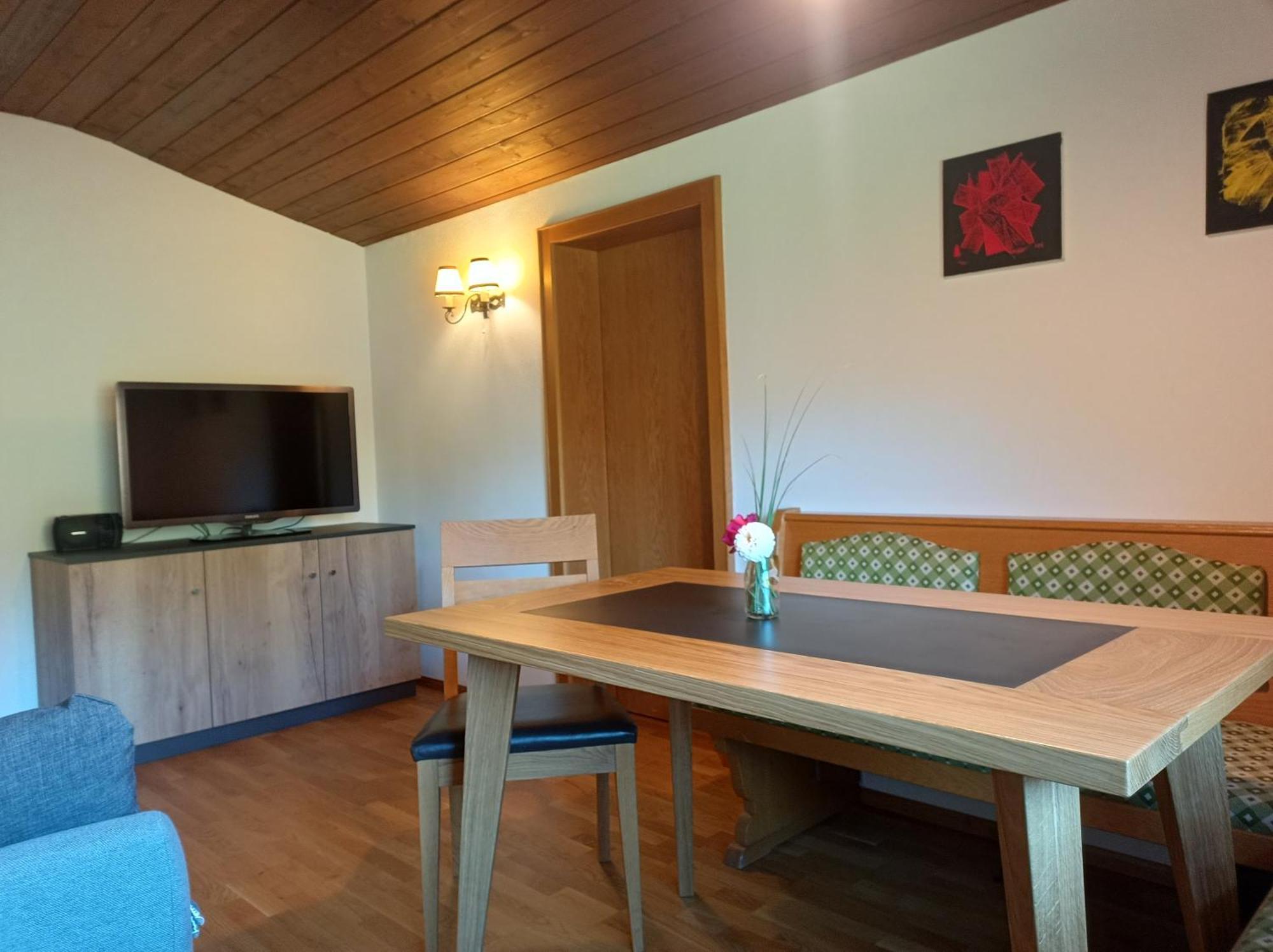 Haus Bahl Apartman Schruns Kültér fotó